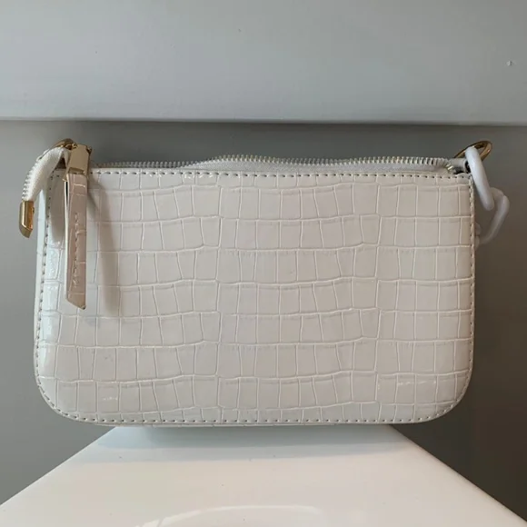 Classic Bag Original Handbag NWOT - Picture 2 of 6